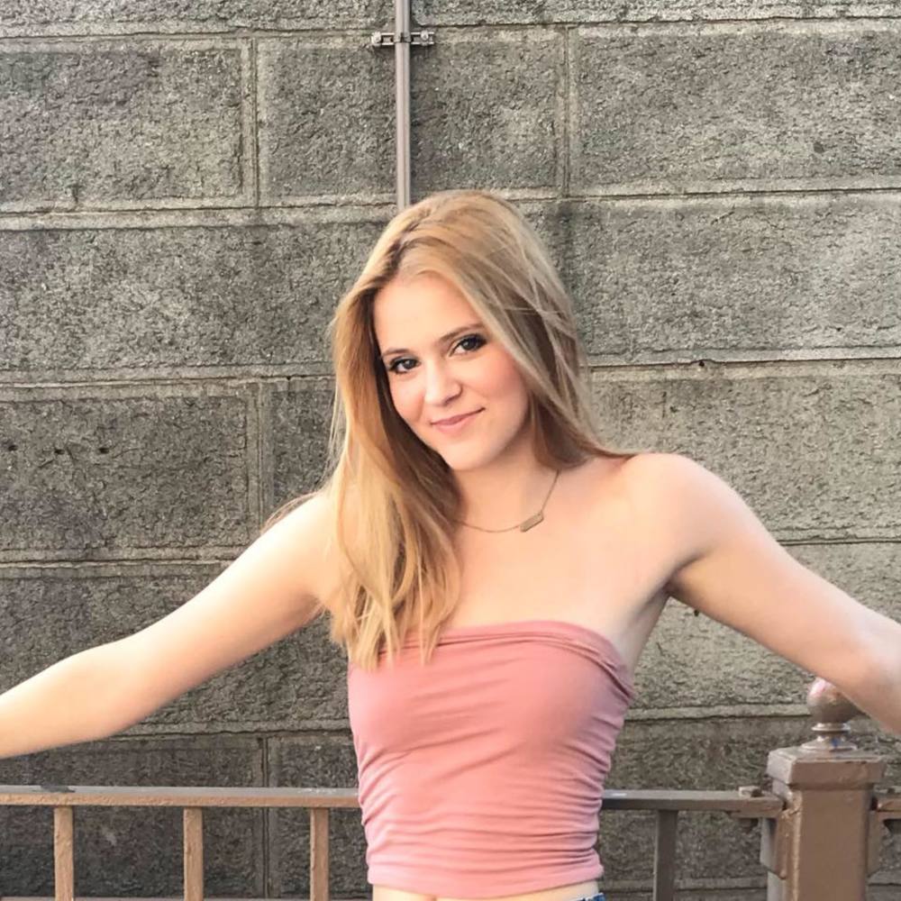 Meet your Posher, Hannah